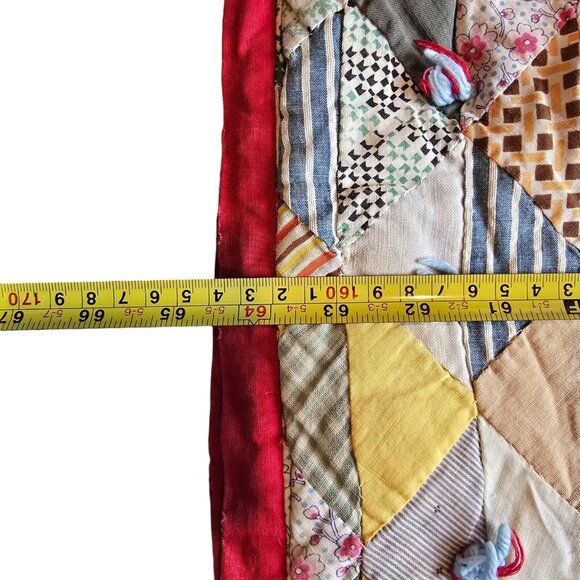 Handsewn Quilt Feedsack Crown of Thorns Red Back Tied Needs Repair Twin Size VTG - Picture 11 of 16